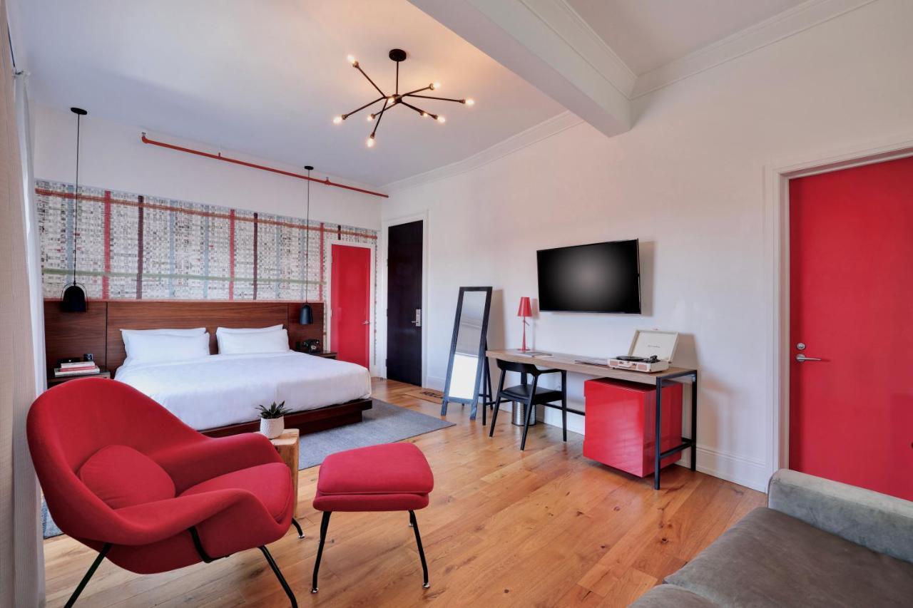 The Walper Hotel, Part Of Jdv By Hyatt Kitchener Extérieur photo