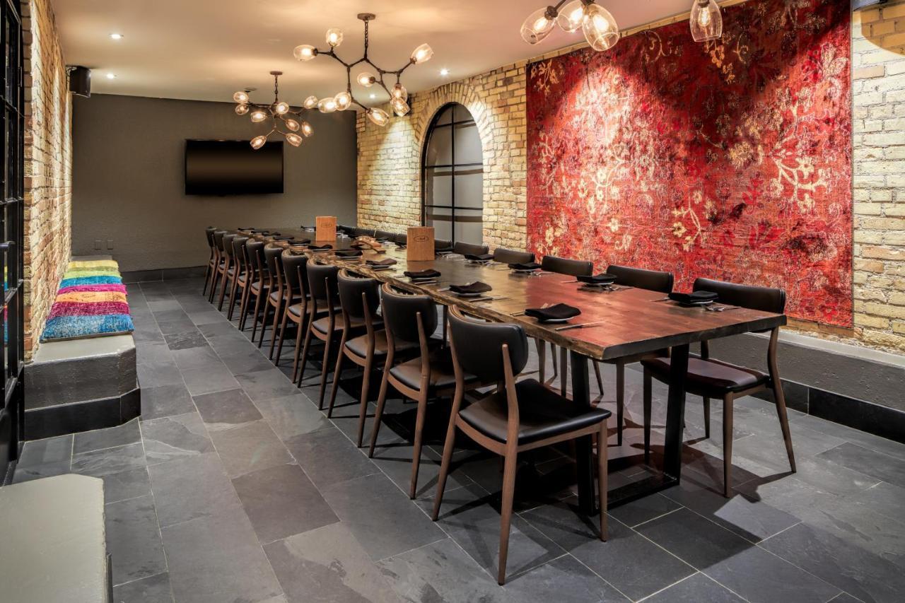 The Walper Hotel, Part Of Jdv By Hyatt Kitchener Extérieur photo